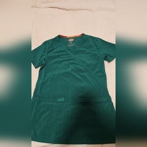 Dickies Green Scrub Set